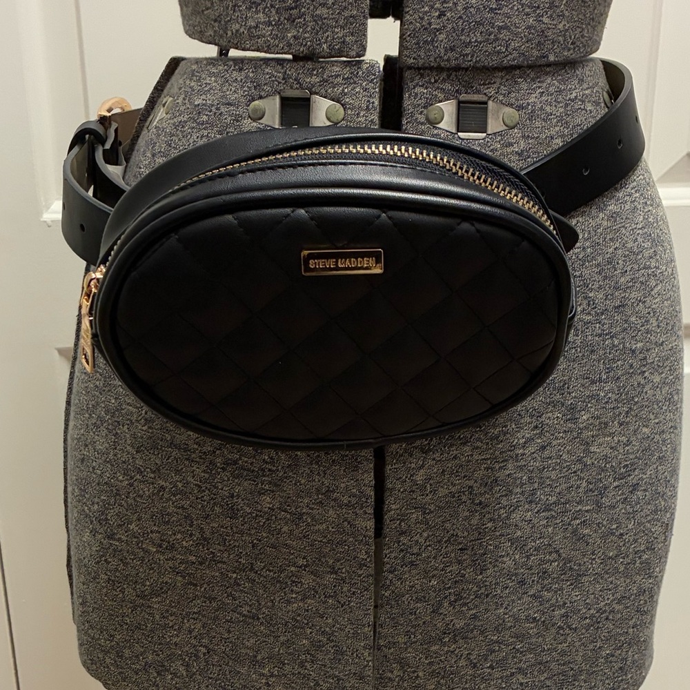 Steve Madden Black Quilted Waist Bag
